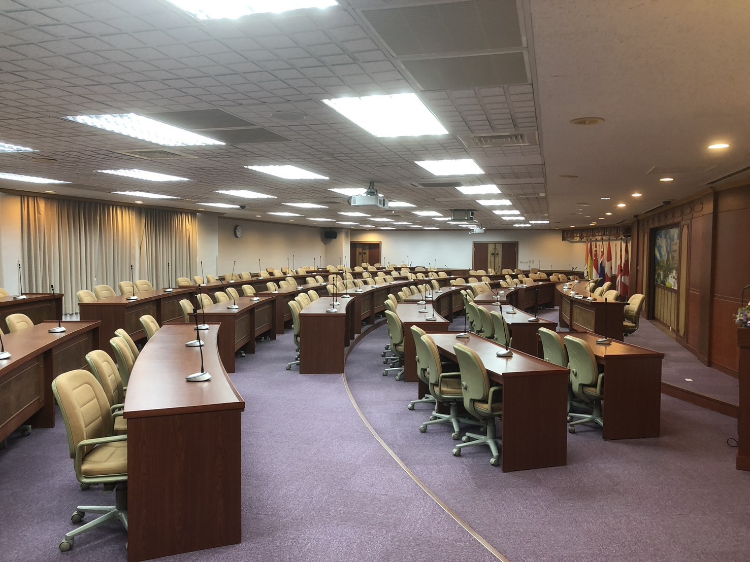 行政大樓六樓國際會議廳圖片